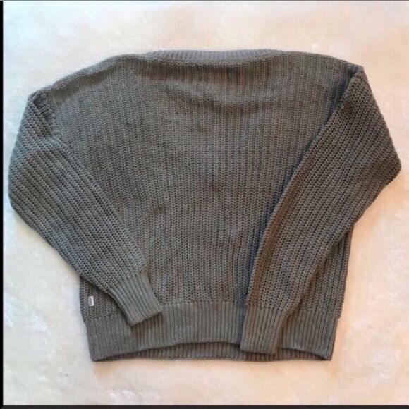 Pink Victoria’s Secret BOYFRIEND V-NECK SWEATER - Picture 2 of 2